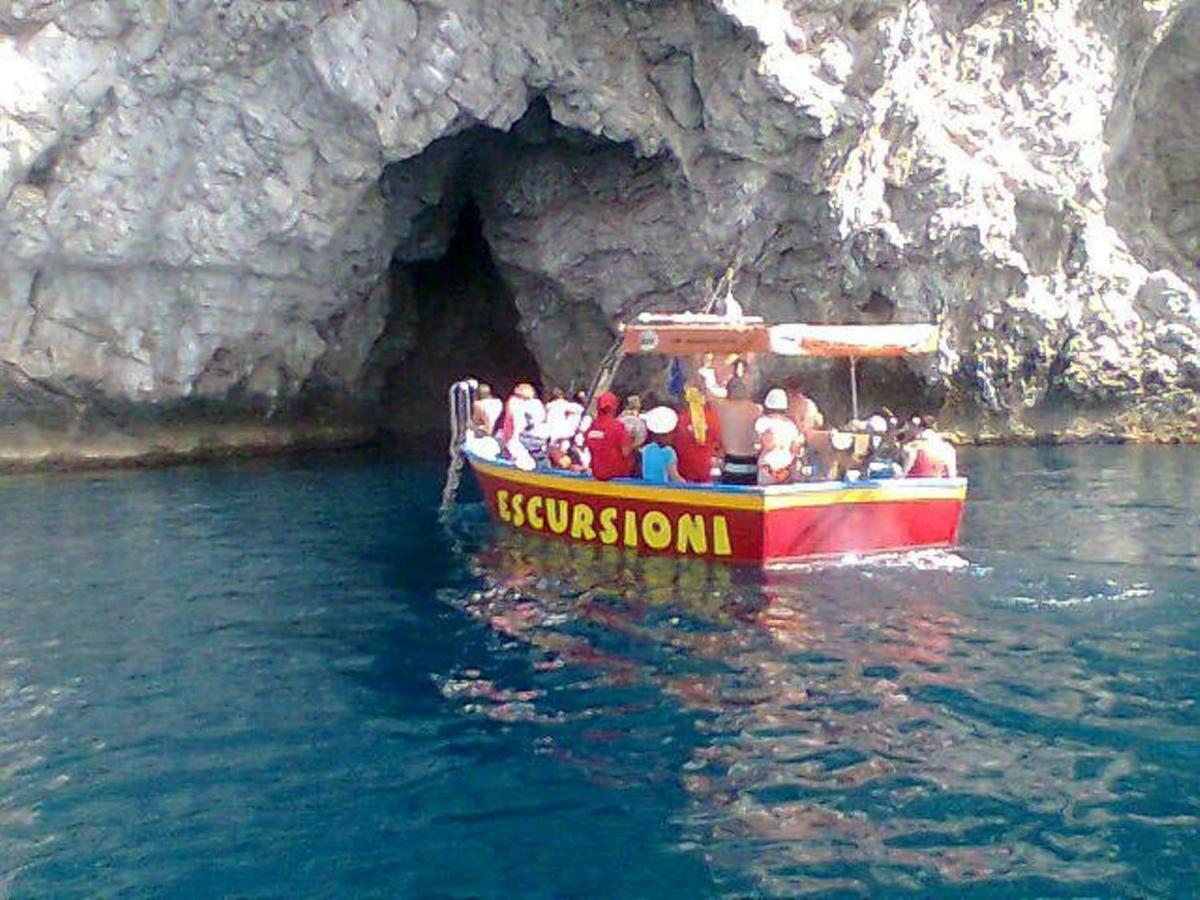 Casa Michela Villa Letojanni Bagian luar foto